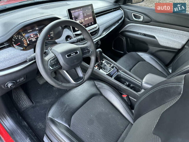 Красный Джип Компас, объемом двигателя 2 л и пробегом 129 тыс. км за 13999 $, фото 15 на Automoto.ua