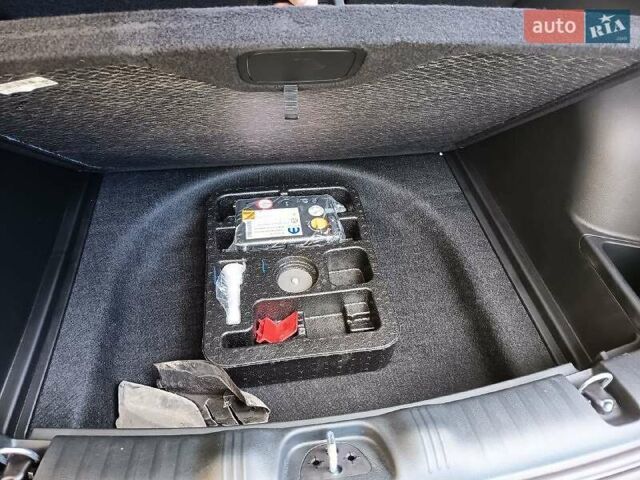 Червоний Джип Compass, об'ємом двигуна 2 л та пробігом 1 тис. км за 19999 $, фото 15 на Automoto.ua