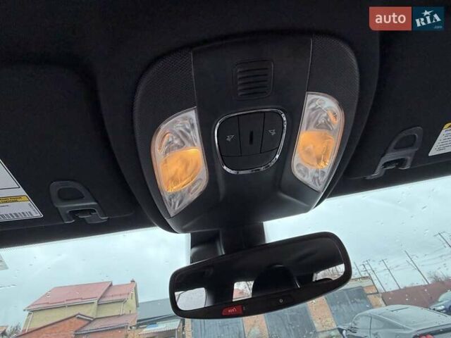 Червоний Джип Compass, об'ємом двигуна 2 л та пробігом 1 тис. км за 24500 $, фото 5 на Automoto.ua