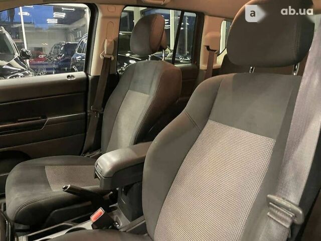Джип Компас, объемом двигателя 0 л и пробегом 111 тыс. км за 10900 $, фото 9 на Automoto.ua