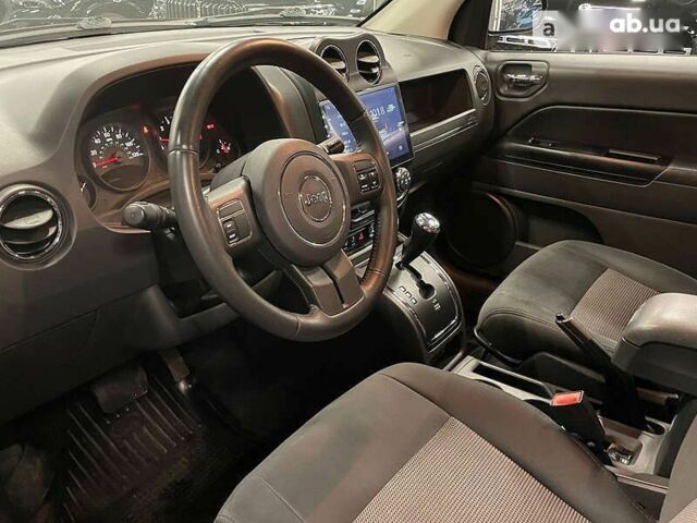 Джип Компас, объемом двигателя 0 л и пробегом 111 тыс. км за 10900 $, фото 6 на Automoto.ua