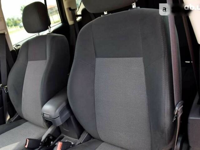 Джип Compass, об'ємом двигуна 2.4 л та пробігом 155 тис. км за 10900 $, фото 27 на Automoto.ua
