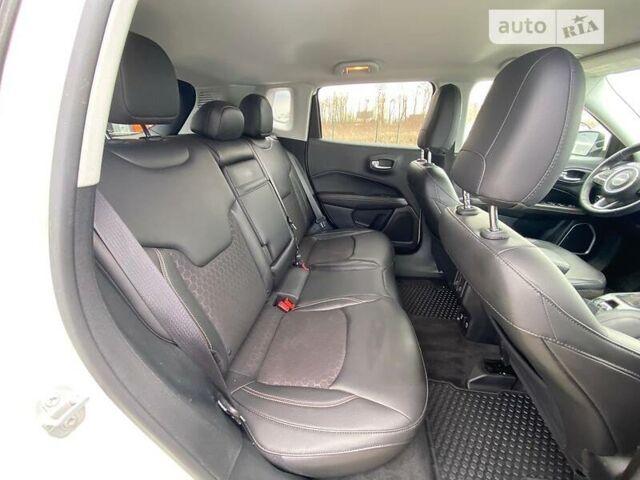 Джип Компас, объемом двигателя 2.4 л и пробегом 72 тыс. км за 16000 $, фото 16 на Automoto.ua