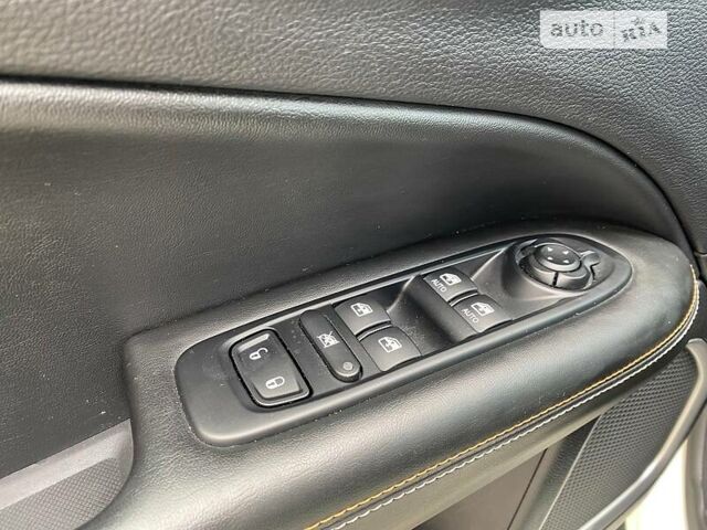 Джип Компас, объемом двигателя 2.4 л и пробегом 72 тыс. км за 16000 $, фото 10 на Automoto.ua