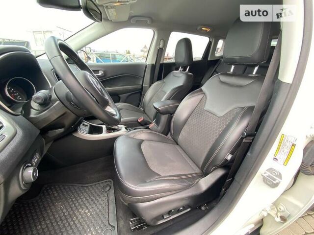 Джип Компас, объемом двигателя 2.4 л и пробегом 72 тыс. км за 16000 $, фото 14 на Automoto.ua