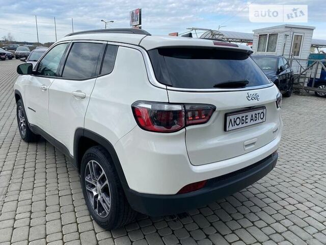 Джип Компас, объемом двигателя 2.4 л и пробегом 72 тыс. км за 16000 $, фото 3 на Automoto.ua