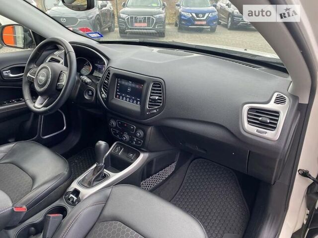 Джип Компас, объемом двигателя 2.4 л и пробегом 72 тыс. км за 16000 $, фото 6 на Automoto.ua