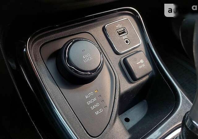 Джип Compass, об'ємом двигуна 2.4 л та пробігом 106 тис. км за 16500 $, фото 21 на Automoto.ua