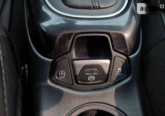 Джип Compass, об'ємом двигуна 2.4 л та пробігом 106 тис. км за 16500 $, фото 20 на Automoto.ua