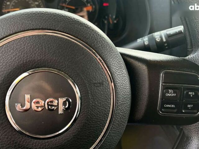 Джип Компас, объемом двигателя 2 л и пробегом 170 тыс. км за 9200 $, фото 12 на Automoto.ua