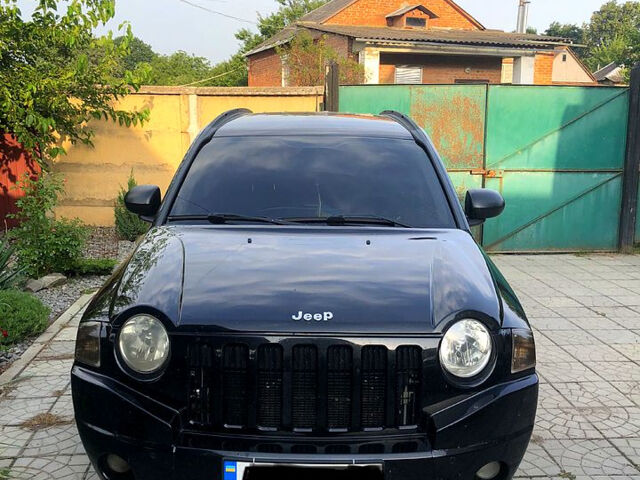 Джип Компас, объемом двигателя 2.4 л и пробегом 300 тыс. км за 6500 $, фото 1 на Automoto.ua