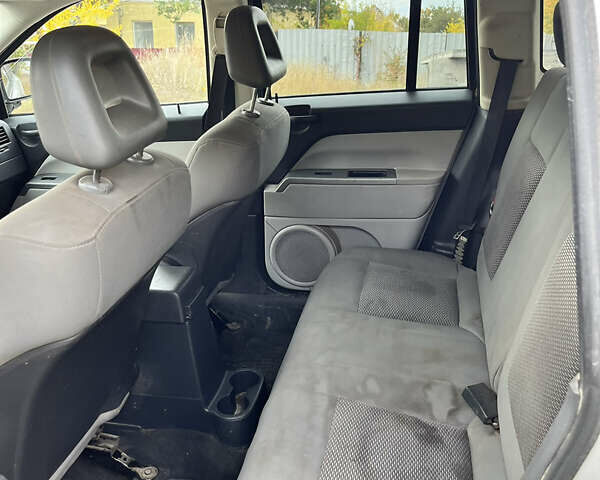 Джип Компас, объемом двигателя 2 л и пробегом 314 тыс. км за 4000 $, фото 7 на Automoto.ua