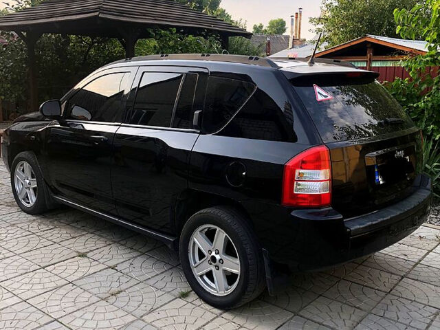 Джип Компас, объемом двигателя 2.4 л и пробегом 300 тыс. км за 6500 $, фото 2 на Automoto.ua