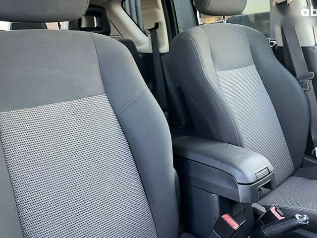 Джип Компас, объемом двигателя 2.1 л и пробегом 185 тыс. км за 10900 $, фото 22 на Automoto.ua