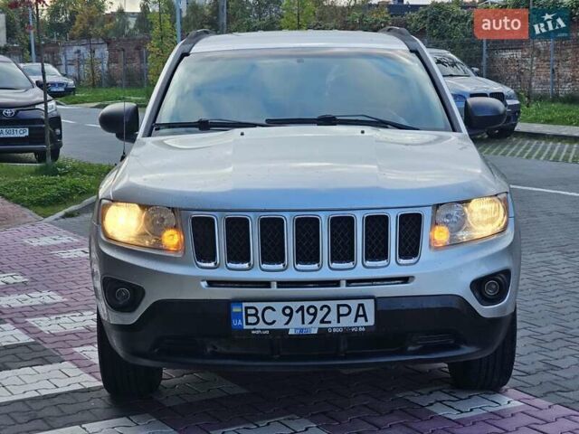 Джип Компас, объемом двигателя 2.36 л и пробегом 240 тыс. км за 7550 $, фото 3 на Automoto.ua