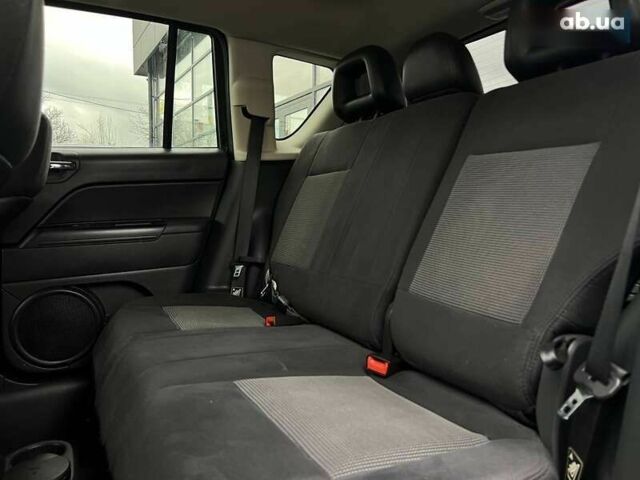 Джип Compass, об'ємом двигуна 2.1 л та пробігом 185 тис. км за 10900 $, фото 12 на Automoto.ua