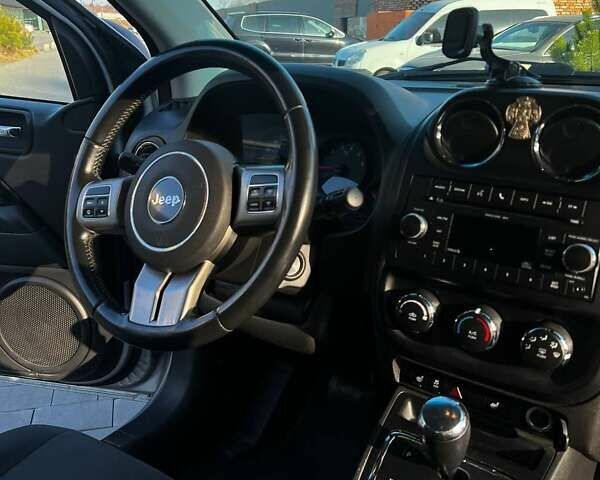 Джип Compass, об'ємом двигуна 2.36 л та пробігом 230 тис. км за 8600 $, фото 19 на Automoto.ua