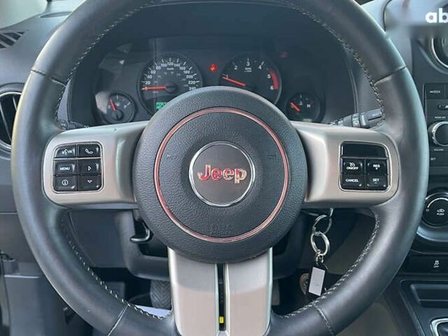 Джип Компас, объемом двигателя 2.1 л и пробегом 185 тыс. км за 10900 $, фото 11 на Automoto.ua