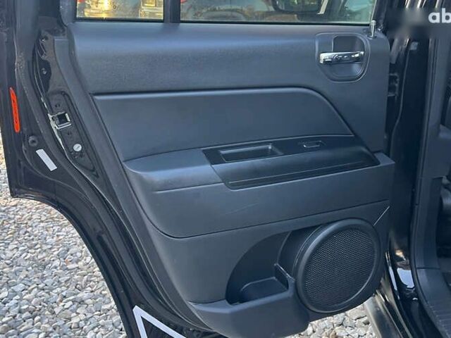 Джип Компас, объемом двигателя 2.1 л и пробегом 185 тыс. км за 10900 $, фото 24 на Automoto.ua