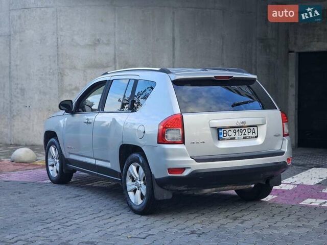 Джип Компас, объемом двигателя 2.36 л и пробегом 240 тыс. км за 7550 $, фото 1 на Automoto.ua