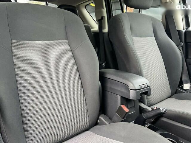 Джип Compass, об'ємом двигуна 2.1 л та пробігом 185 тис. км за 11400 $, фото 25 на Automoto.ua