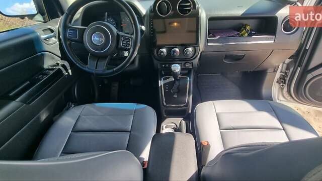Джип Compass, об'ємом двигуна 2.36 л та пробігом 140 тис. км за 9500 $, фото 11 на Automoto.ua