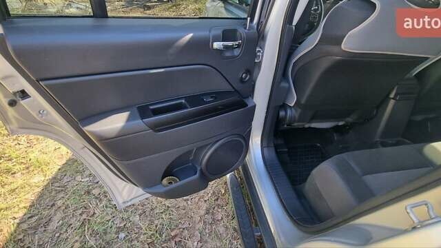 Джип Compass, об'ємом двигуна 2.36 л та пробігом 140 тис. км за 9500 $, фото 16 на Automoto.ua