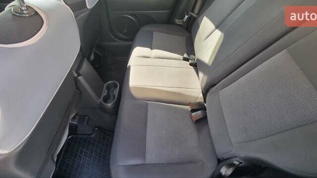 Джип Compass, об'ємом двигуна 2.36 л та пробігом 140 тис. км за 9500 $, фото 14 на Automoto.ua