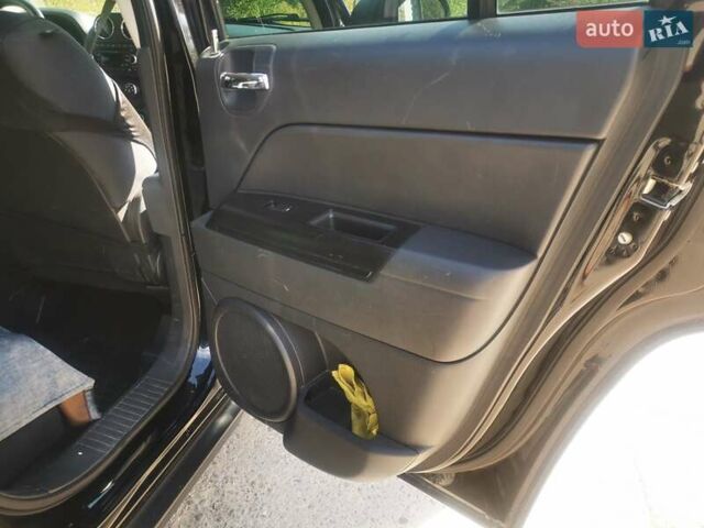 Джип Компас, объемом двигателя 2.36 л и пробегом 170 тыс. км за 9700 $, фото 12 на Automoto.ua