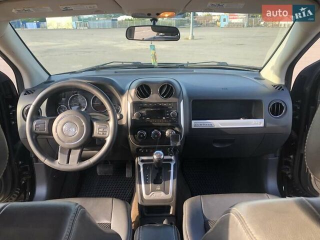 Джип Компас, объемом двигателя 2.36 л и пробегом 171 тыс. км за 11700 $, фото 33 на Automoto.ua