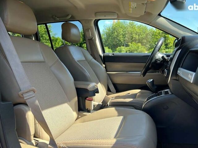 Джип Компас, объемом двигателя 0 л и пробегом 148 тыс. км за 9400 $, фото 8 на Automoto.ua
