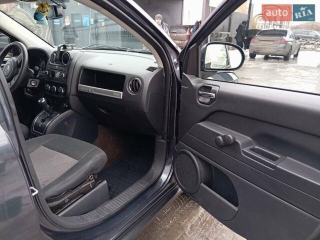 Джип Compass, об'ємом двигуна 2.36 л та пробігом 232 тис. км за 10500 $, фото 7 на Automoto.ua