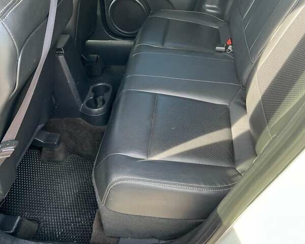 Джип Компас, объемом двигателя 2.36 л и пробегом 123 тыс. км за 9300 $, фото 10 на Automoto.ua