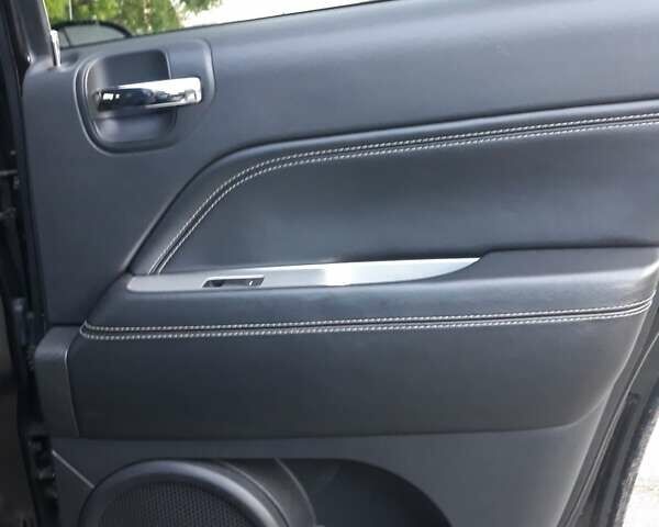 Джип Компас, объемом двигателя 2.36 л и пробегом 160 тыс. км за 10555 $, фото 15 на Automoto.ua