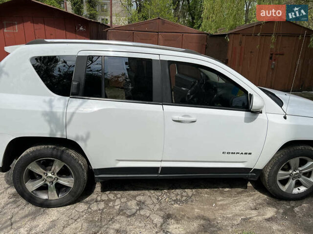 Джип Compass, об'ємом двигуна 0 л та пробігом 110 тис. км за 13800 $, фото 4 на Automoto.ua
