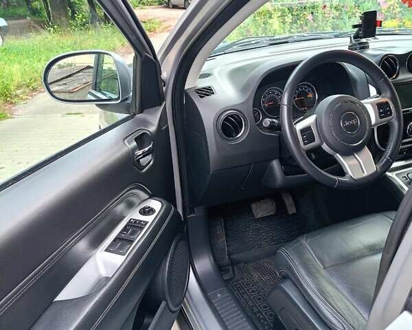 Джип Компас, объемом двигателя 2 л и пробегом 170 тыс. км за 10500 $, фото 8 на Automoto.ua