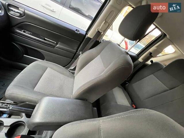 Джип Компас, объемом двигателя 2 л и пробегом 143 тыс. км за 10900 $, фото 11 на Automoto.ua