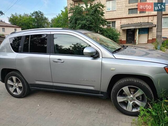 Джип Компас, объемом двигателя 2 л и пробегом 170 тыс. км за 10500 $, фото 10 на Automoto.ua