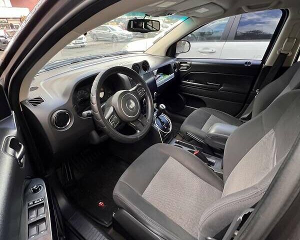 Джип Компас, объемом двигателя 2 л и пробегом 143 тыс. км за 10900 $, фото 16 на Automoto.ua