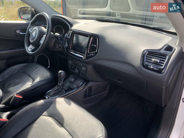 Джип Compass, об'ємом двигуна 2.4 л та пробігом 175 тис. км за 14500 $, фото 21 на Automoto.ua