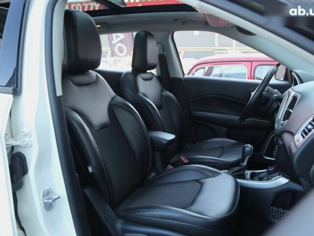 Джип Compass, об'ємом двигуна 2.4 л та пробігом 90 тис. км за 15900 $, фото 10 на Automoto.ua