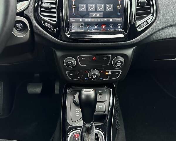 Джип Компас, объемом двигателя 2.4 л и пробегом 216 тыс. км за 14200 $, фото 27 на Automoto.ua