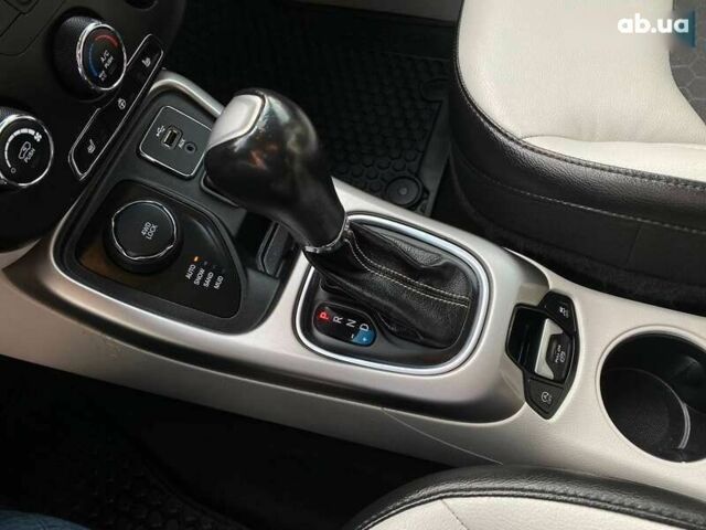 Джип Компас, объемом двигателя 2.4 л и пробегом 106 тыс. км за 14700 $, фото 18 на Automoto.ua