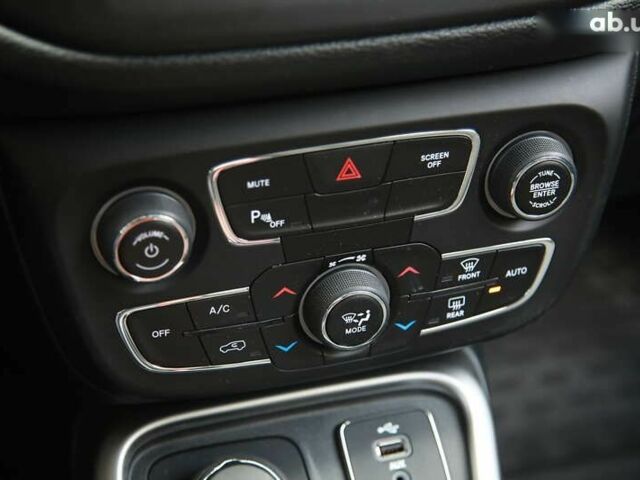 Джип Компас, объемом двигателя 2.4 л и пробегом 34 тыс. км за 16000 $, фото 18 на Automoto.ua