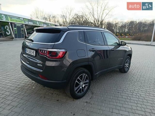 Джип Компас, объемом двигателя 2.36 л и пробегом 107 тыс. км за 15900 $, фото 4 на Automoto.ua