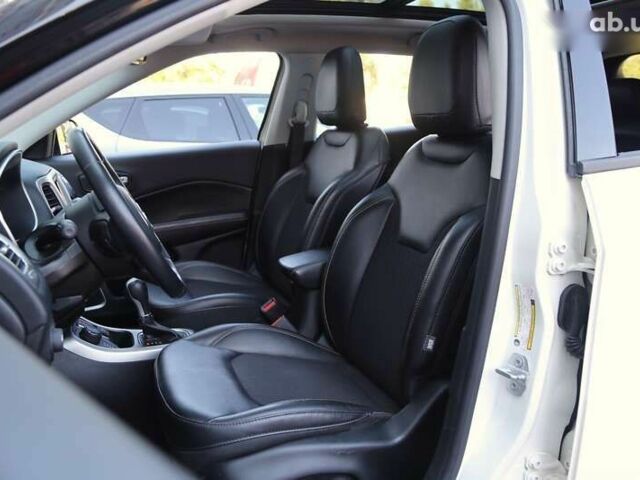Джип Compass, об'ємом двигуна 2.4 л та пробігом 90 тис. км за 15900 $, фото 7 на Automoto.ua
