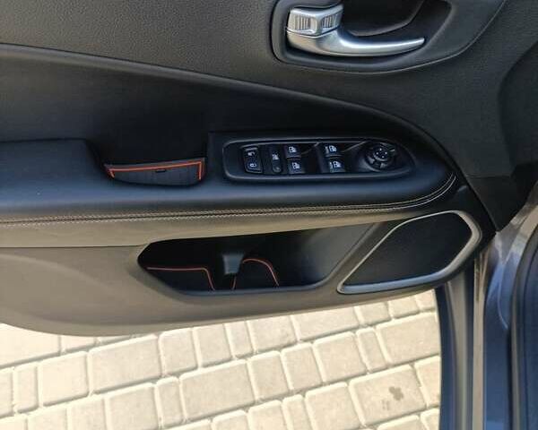 Джип Компас, объемом двигателя 2.36 л и пробегом 107 тыс. км за 15900 $, фото 8 на Automoto.ua