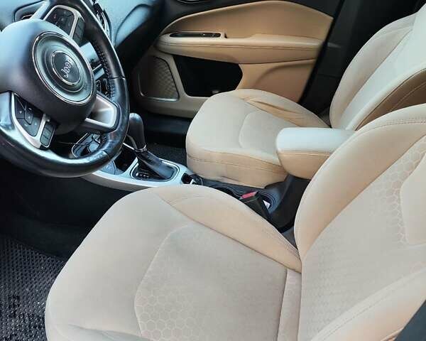Джип Compass, об'ємом двигуна 2.36 л та пробігом 151 тис. км за 15500 $, фото 5 на Automoto.ua