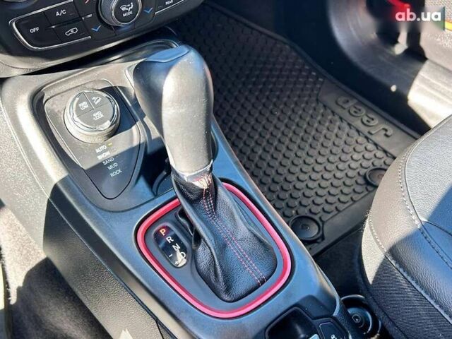 Джип Компас, объемом двигателя 2.4 л и пробегом 136 тыс. км за 16000 $, фото 27 на Automoto.ua