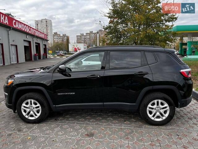 Джип Компас, объемом двигателя 2.36 л и пробегом 102 тыс. км за 17300 $, фото 3 на Automoto.ua